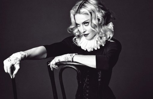Universal Studio снимет фильм о Мадонне. Его режиссером станет сама певица