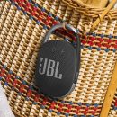 В Россию приехала портативная акустика JBL Clip 4