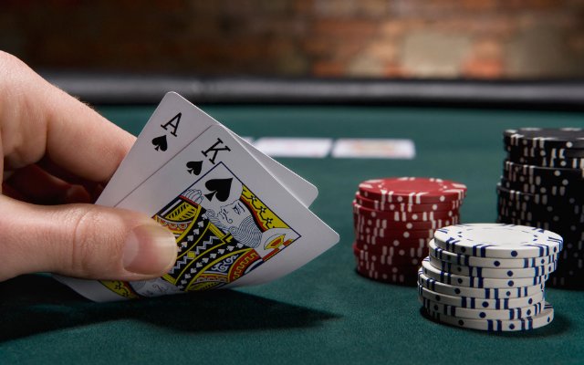 Untung di poker online dengan PokerProAFF
